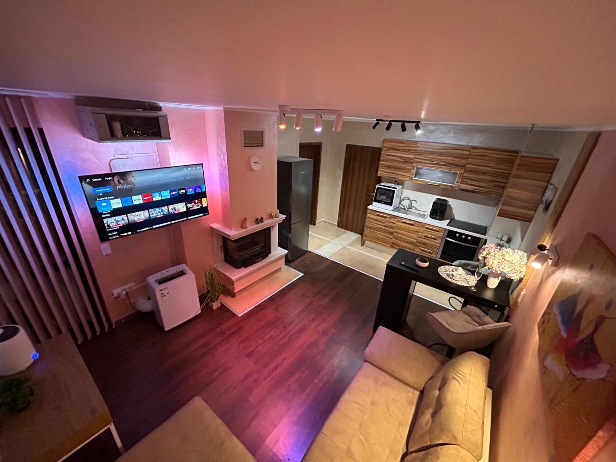 2-Bedroom, 2-Bathroom With Fireplace And Garden At Winslow Infinity Bansko Exterior foto
