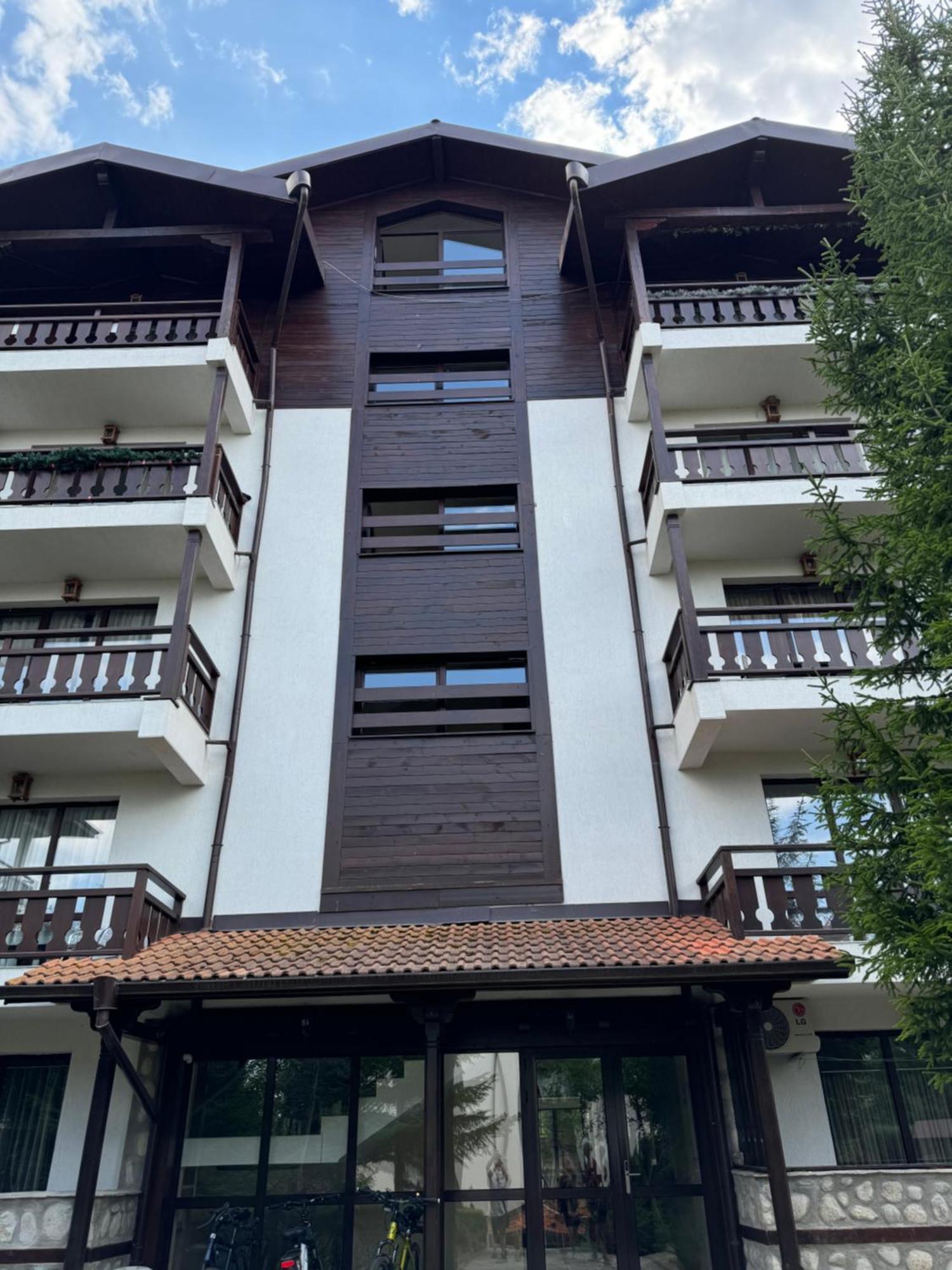2-Bedroom, 2-Bathroom With Fireplace And Garden At Winslow Infinity Bansko Exterior foto
