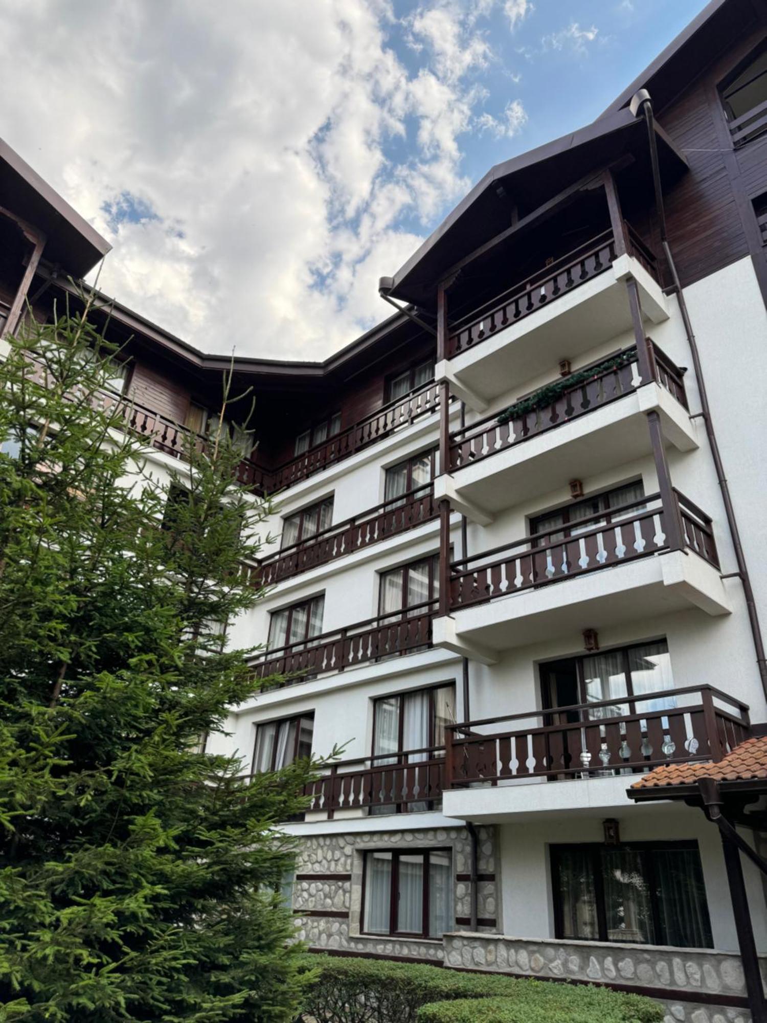 2-Bedroom, 2-Bathroom With Fireplace And Garden At Winslow Infinity Bansko Exterior foto